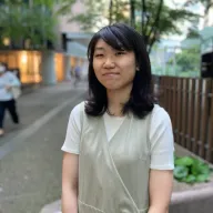 尾幡華奈の写真